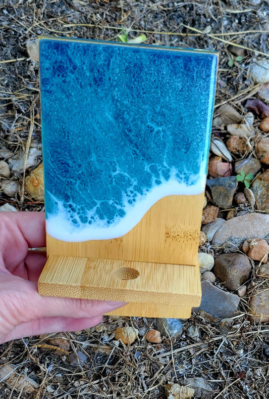 Resin Ocean Bamboo Cell Phone Docking Station